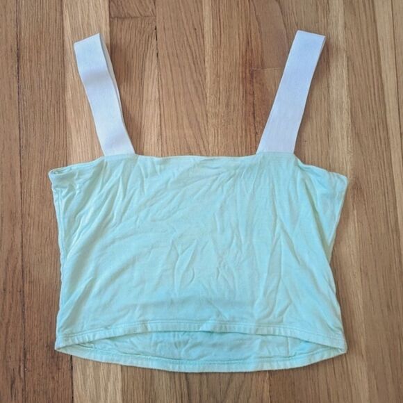 Emma & Sam mint green crop lounge top - Picture 2 of 4